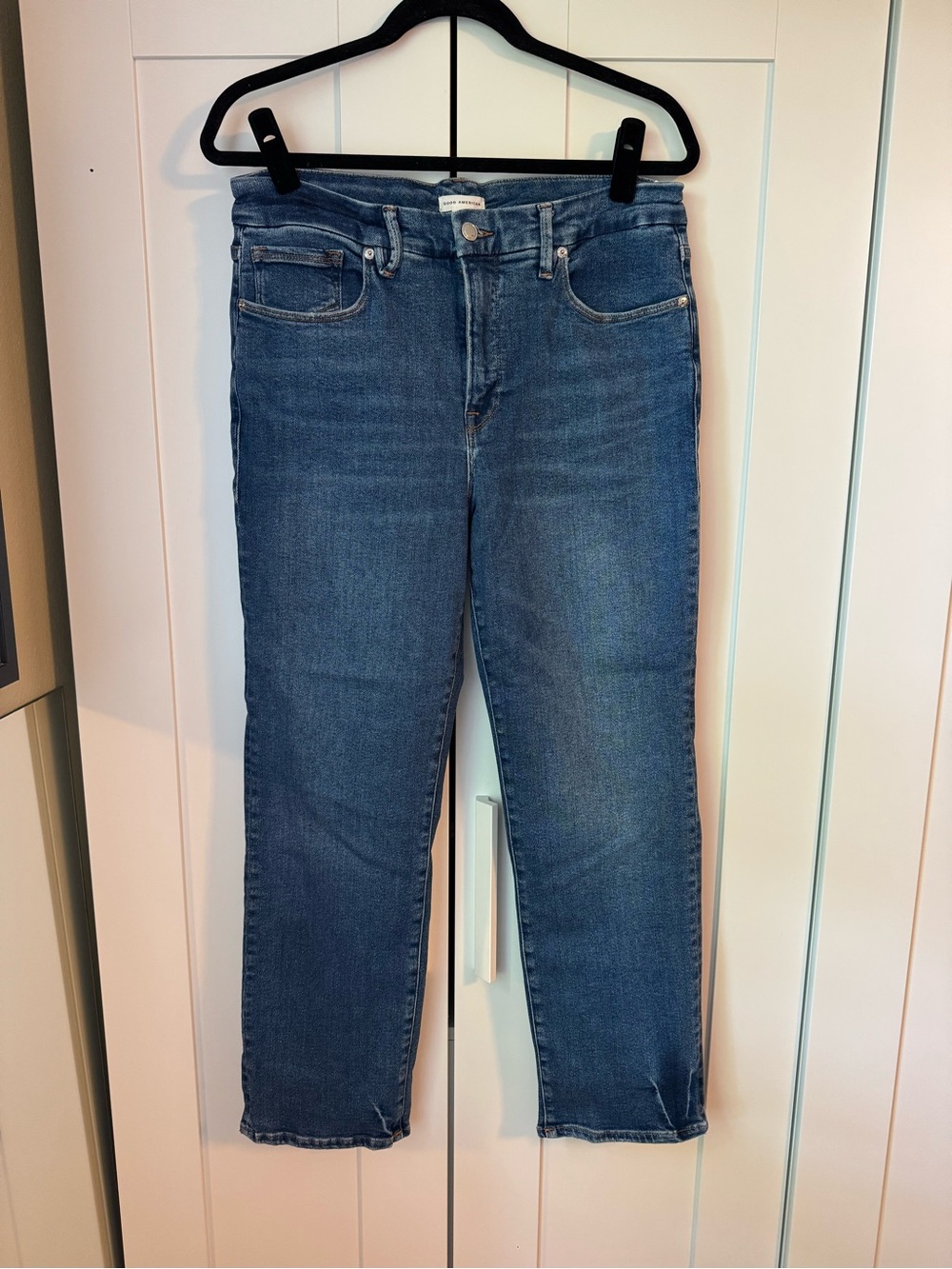 Good American Good Legs Straight Leg Jeans, medium wash